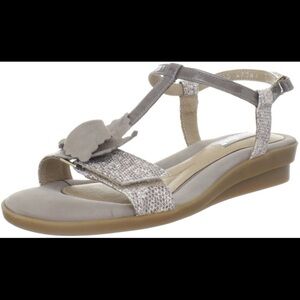 Beautifeel Molly Clay Suede T-strap sandals